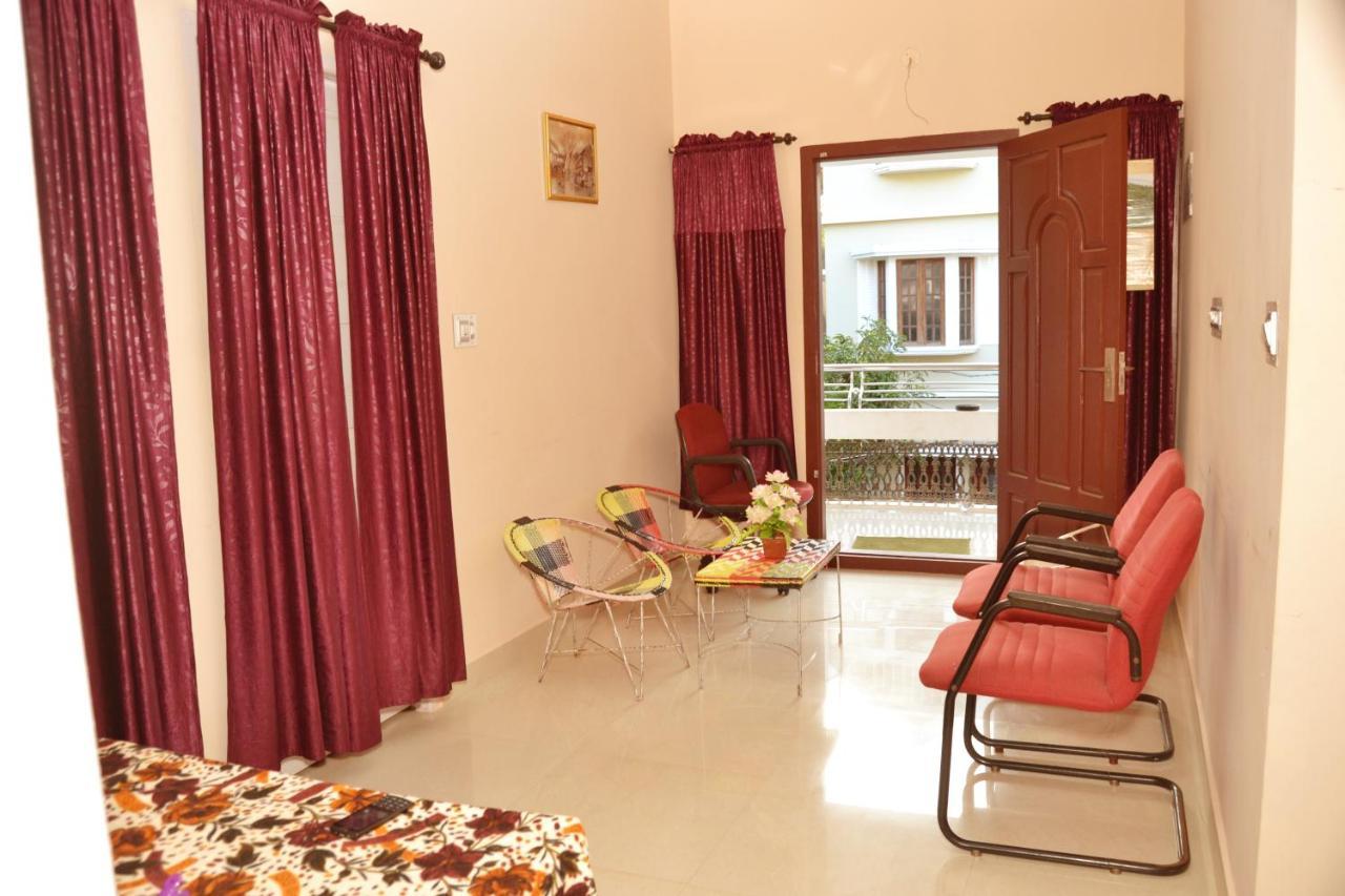 Sheeba'S Homestay Kochi Eksteriør bilde